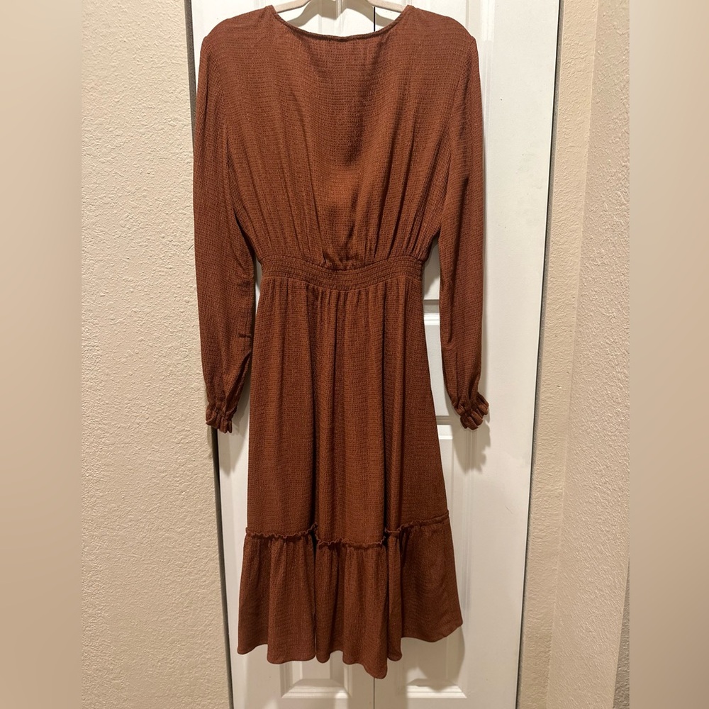 Sezane Tatiane Midi Textured Dress V-neck Ruffle Boho Quiet Luxury , size 6 US - Picture 5 of 11